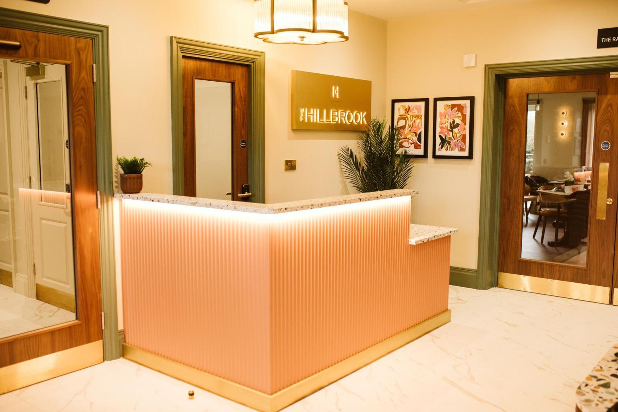 The Hillbrook Hotel & Spa - Sherborne シャーボーン エクステリア 写真